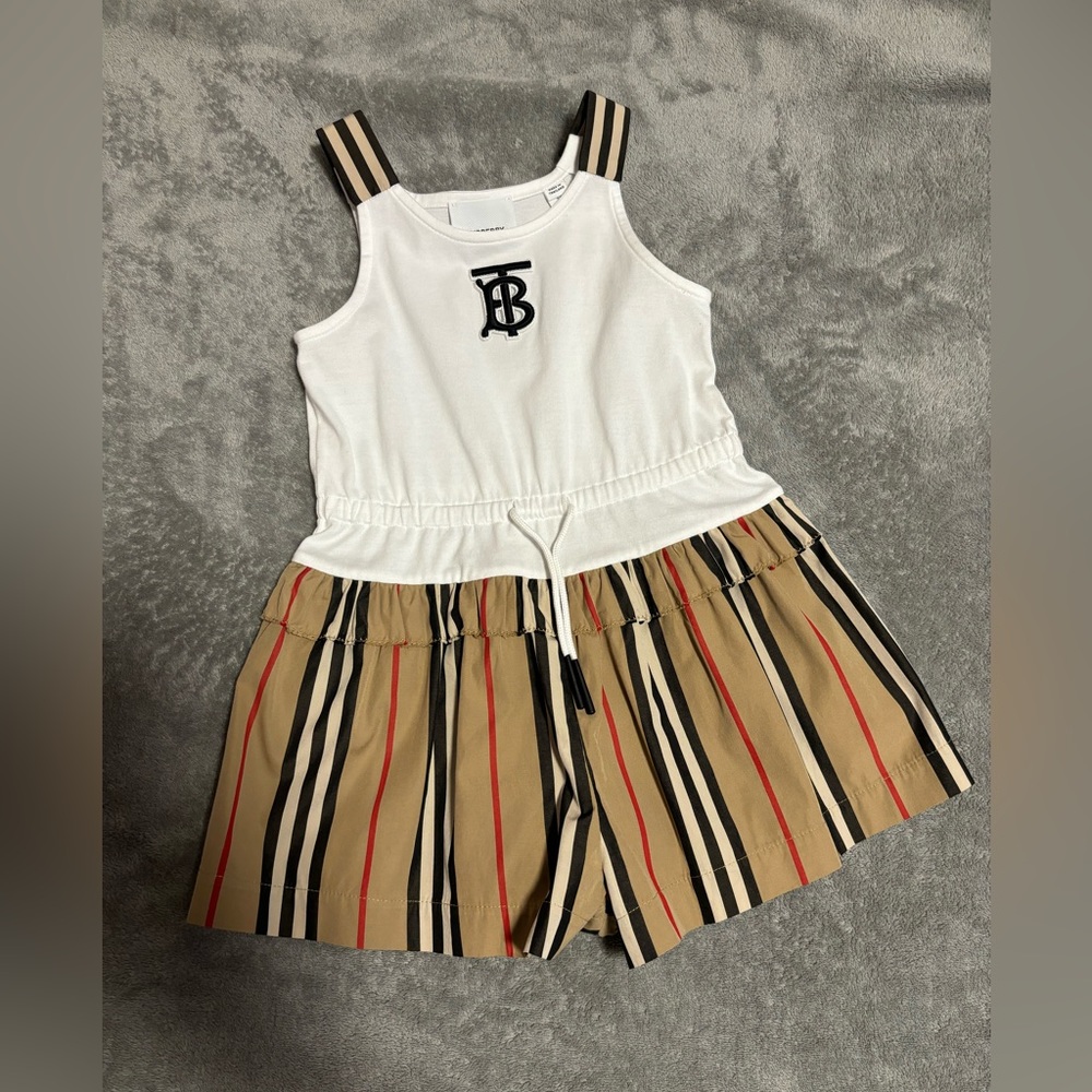 Jumpsuit Burberry baby girl 2T